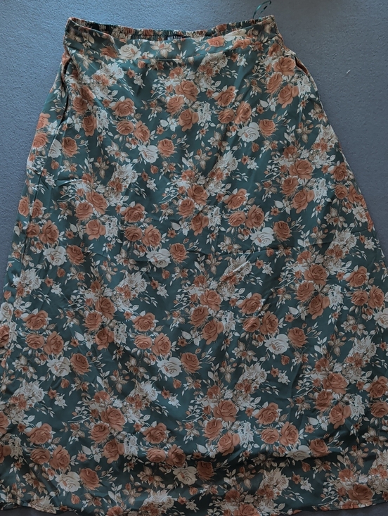 Mikarose Dresses & Skirts - Mikarose Teal Floral A-Line Skirt with Tan & Cream Roses